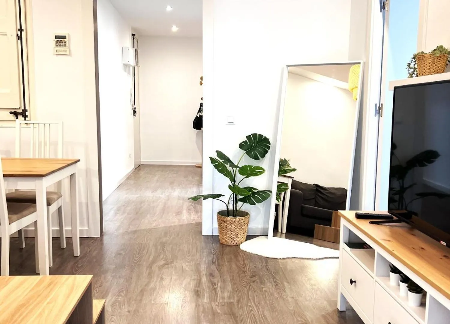 Camp Nou Apartment Оспиталет-де-Льобрегат